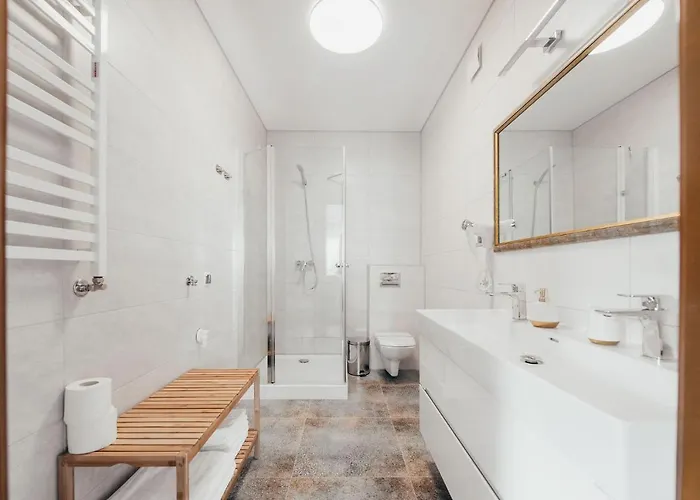 Giergonia Πανσιόν