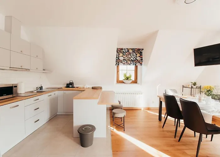 Giergonia Πανσιόν 3*